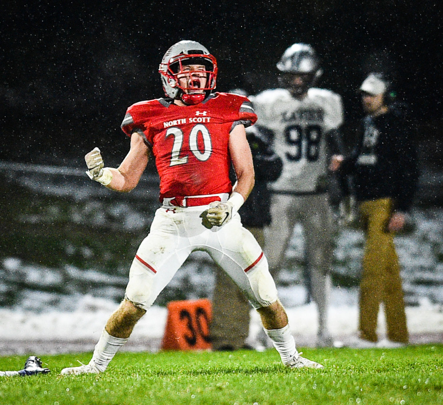 110119-qct-spt-ns-xavier-fball-022a.jpg